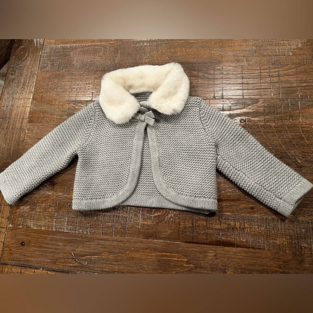 Baby Gap Girls Gray Fur Sweater Cardigan 18-24 Months